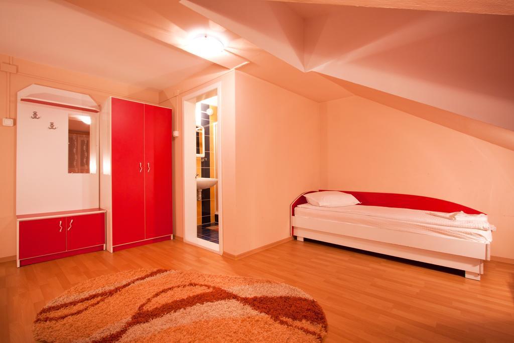 Filo Hotel Gheorgheni  ภายนอก รูปภาพ